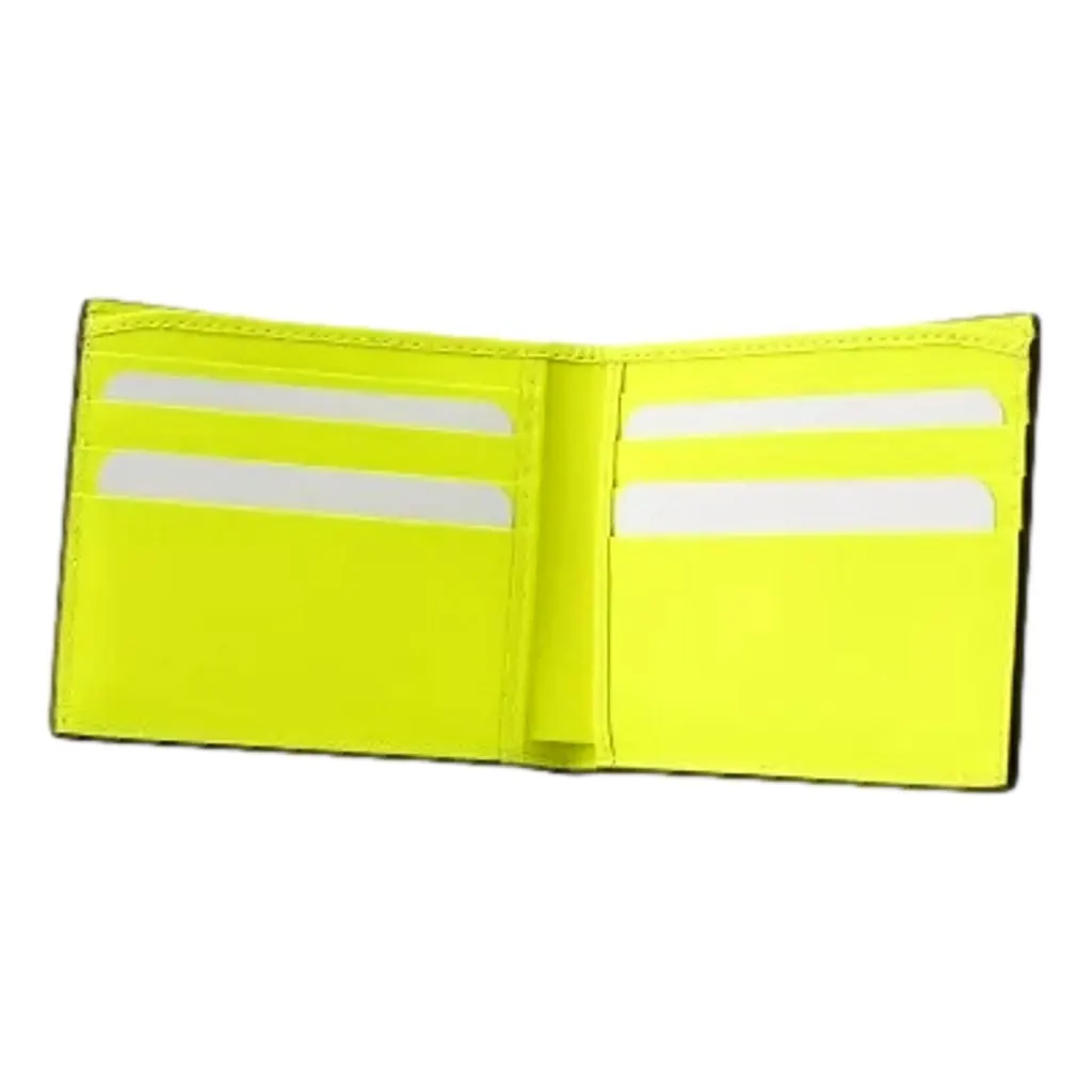 Gucci GG Leather Neon Yellow Rubber Effect Bifold Wallet White Leather Never worn - Model View