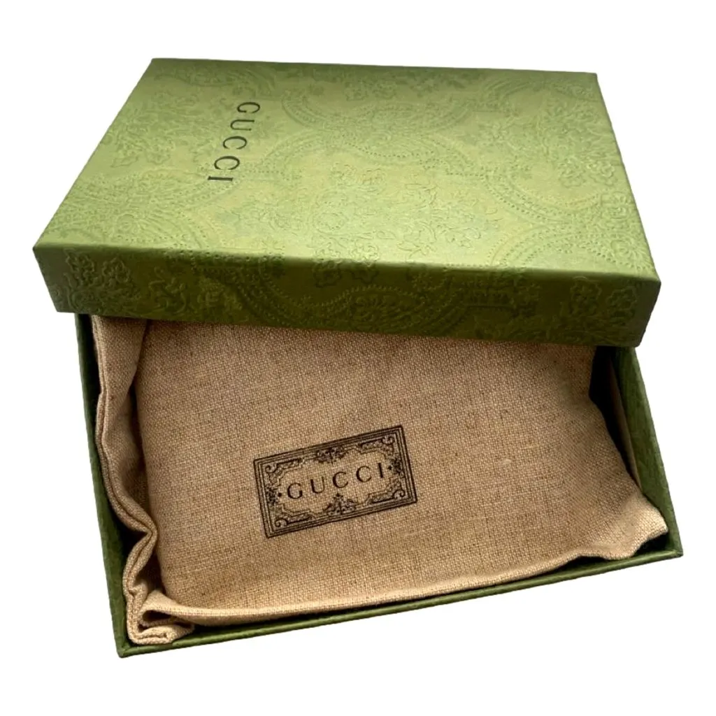 Gucci Gucci GG Rubber Effect Neon Yellow Guccissima Leather Card Case Wallet Yellow Leather Never worn - Model View