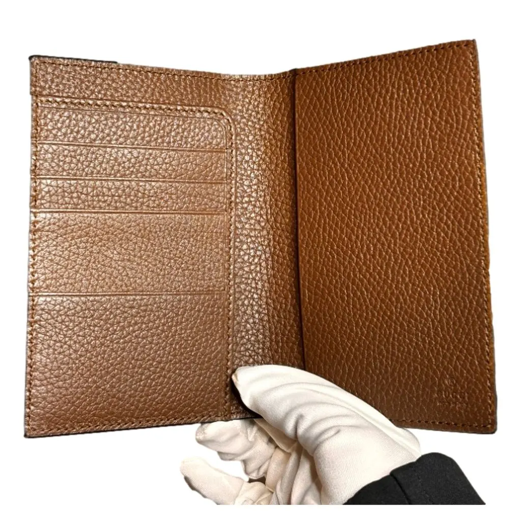 Gucci GG Shadow Large Bifold Wallet Brown Embossed Leather Brown Leather Never worn - Inside View