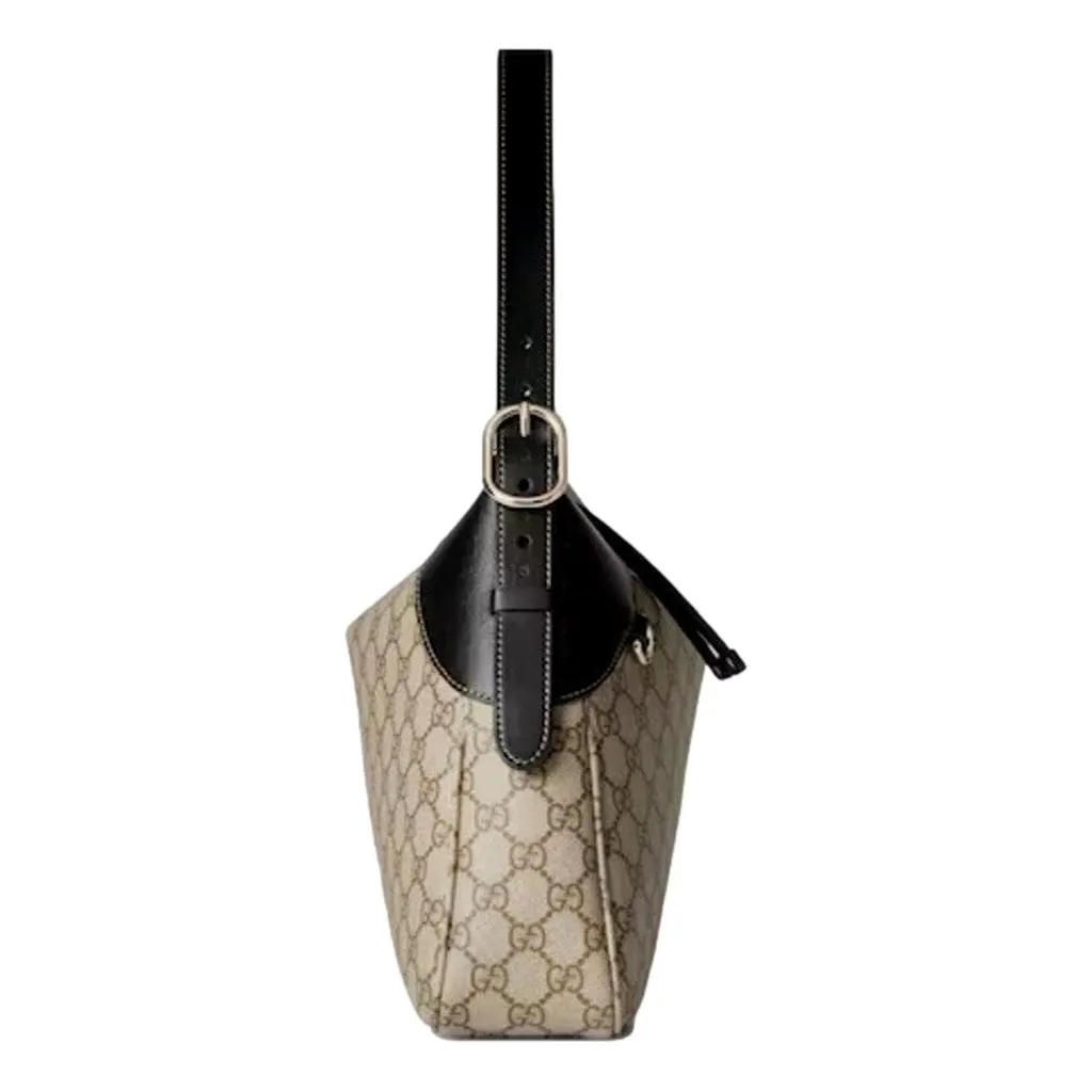 Gucci GG Emblem Surpeme Canvas Medium Leather Shoulder Bag Black Beige Brown Leather Never worn - Model View