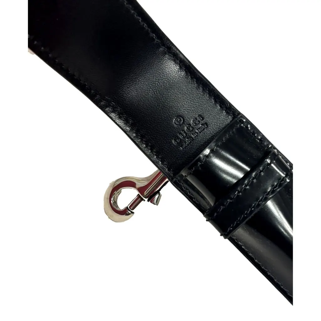 Gucci Black Patent Leather Apple Pencil Holder Keychain Black Leather Never worn - Inside View
