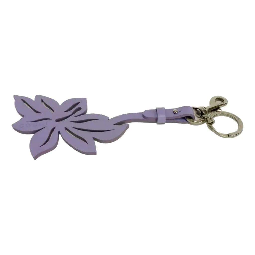 Gucci Leather Flower Keychain Charm Lilac Purple Purple Leather Never worn - Inside View