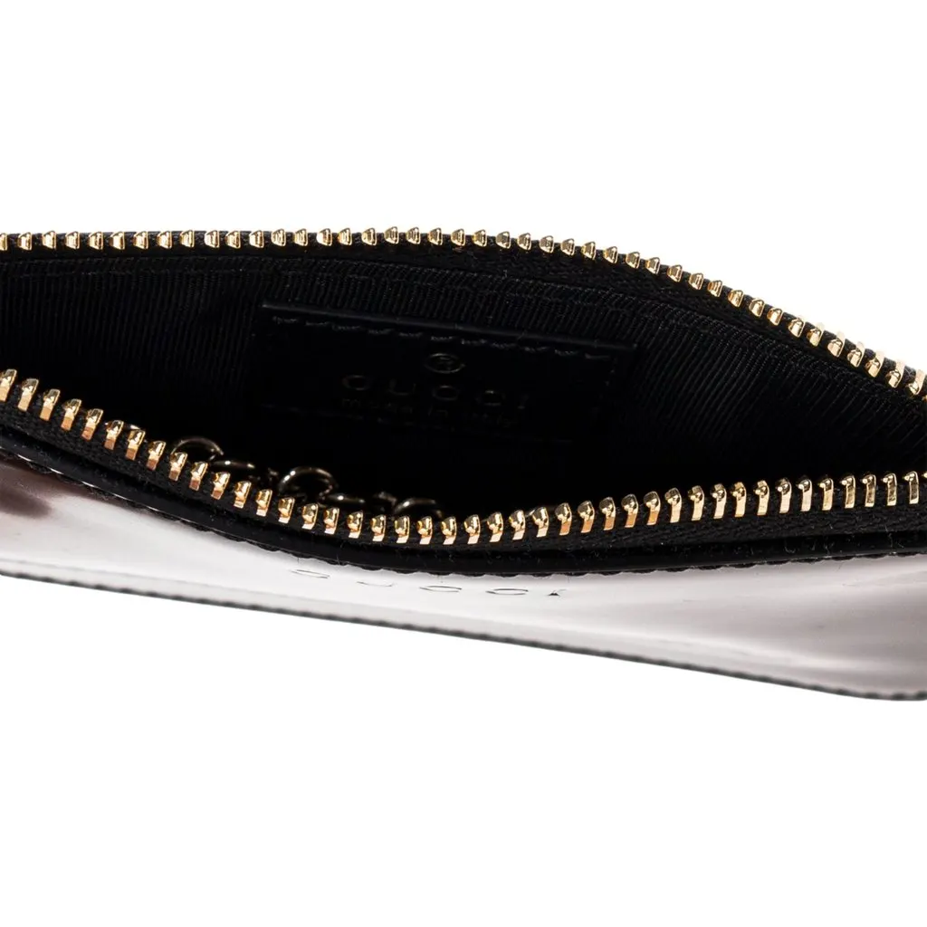 Gucci Bamboo Pull Zipper Black Patent Leather Card Case Wallet Black Leather Never worn - Model View