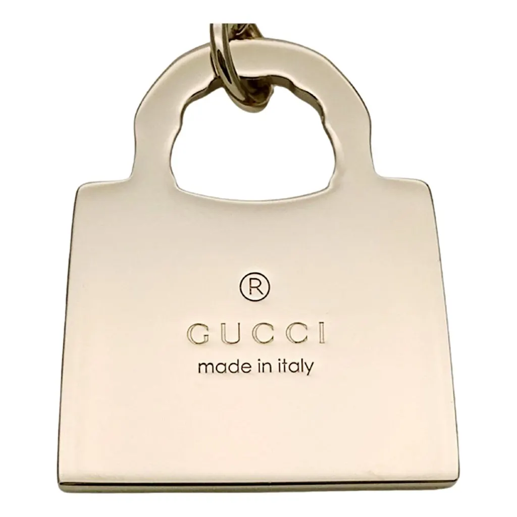 Gucci Bamboo Diana Metal Green Enamel Keychain Bag Charm Green Never worn - Model View