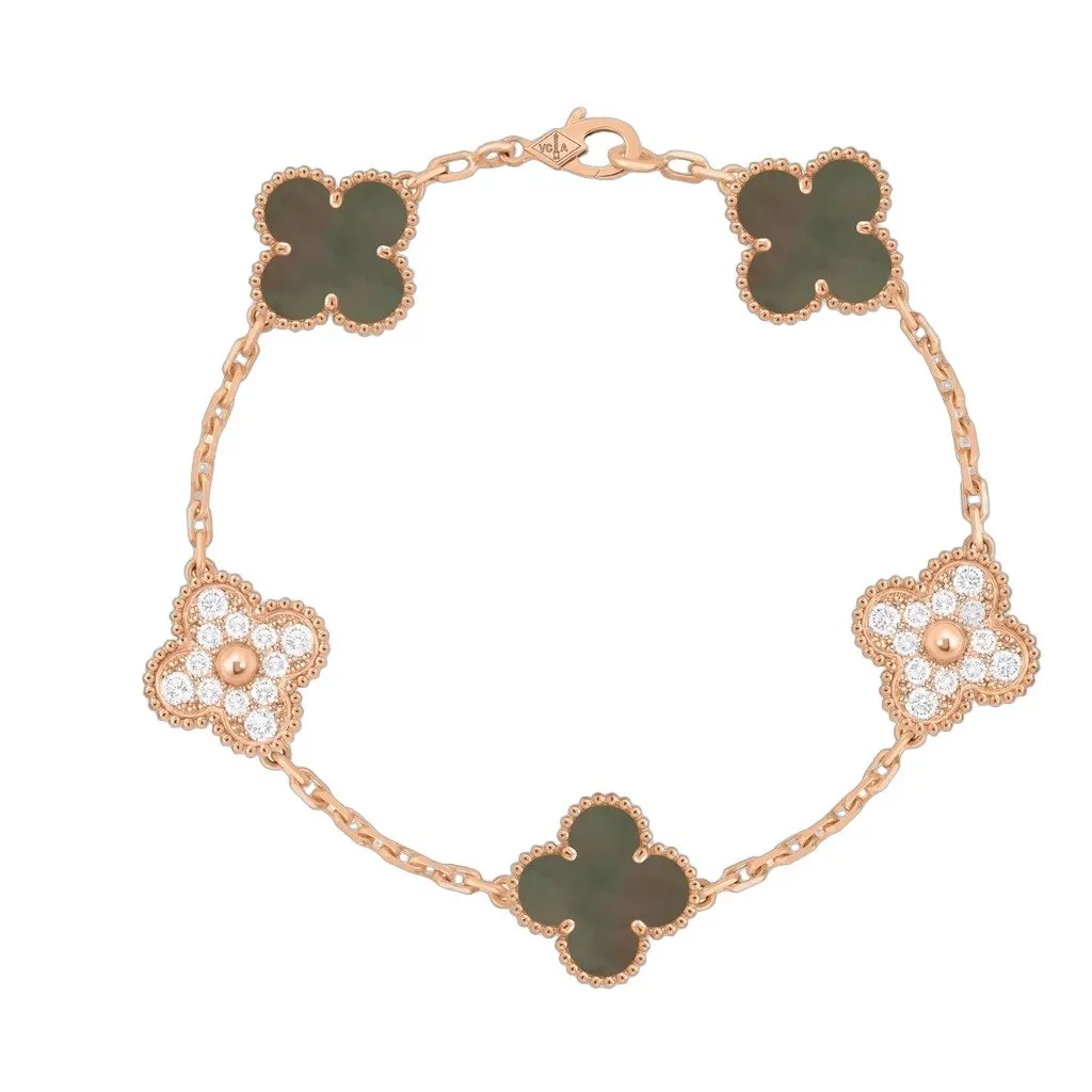 Van Cleef & Arpels Alahambra Gold Diamond Never worn - Front View