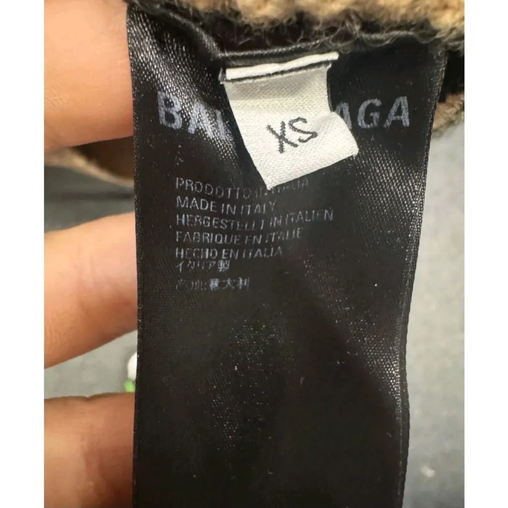 Balenciaga Balenciaga Wool Oversized Sweater, Size XS Brown Wool Very good - Model View