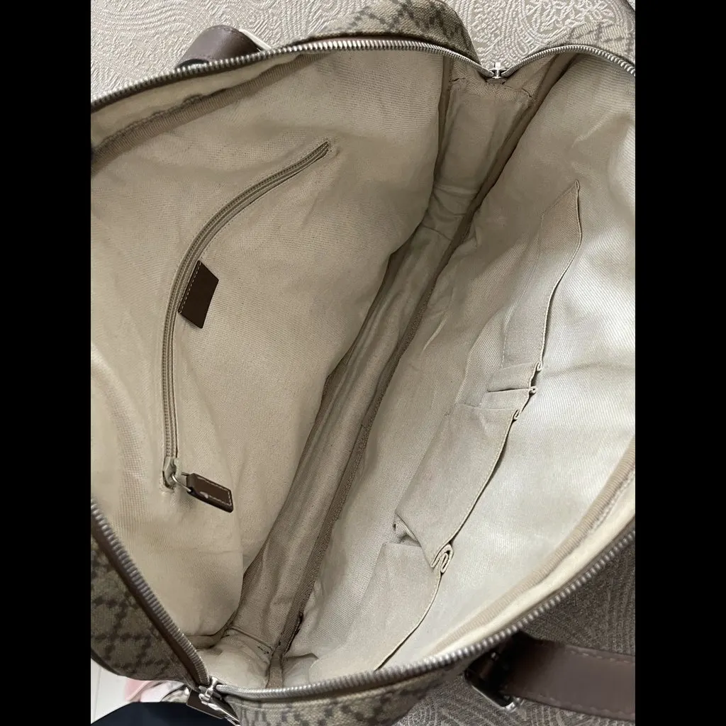 Gucci Diamanté Supreme Laptop Bag Brown Leather Good - Model View
