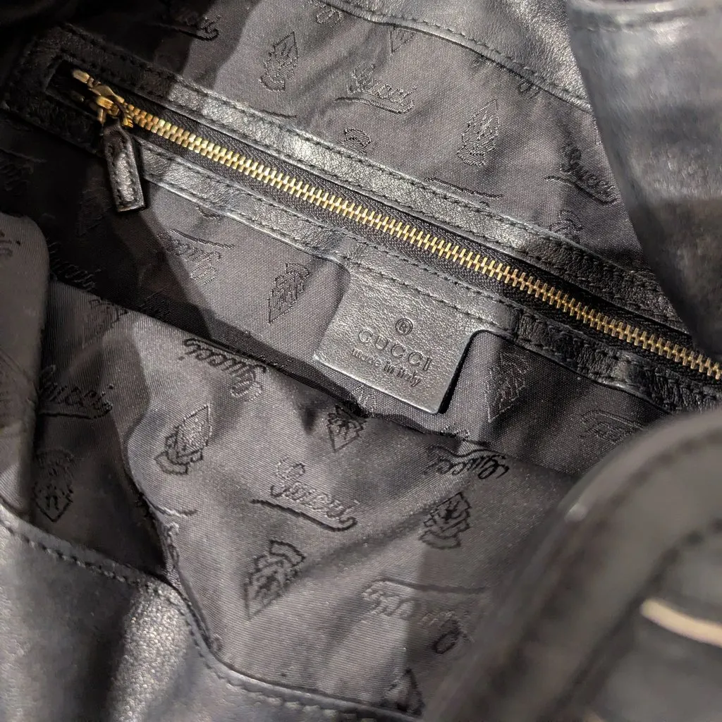 Gucci Indy Black Leather Very good - Model View