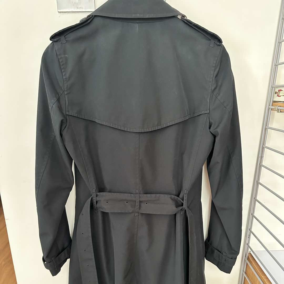 Burberry Kensington Heritage Trench Coat - Back view