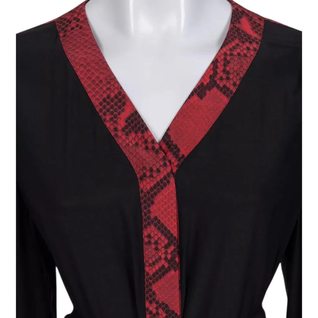 Burberry BURBERRY Printed Kimono Dress, Size IT42 | M Black Silk Very good - Model View