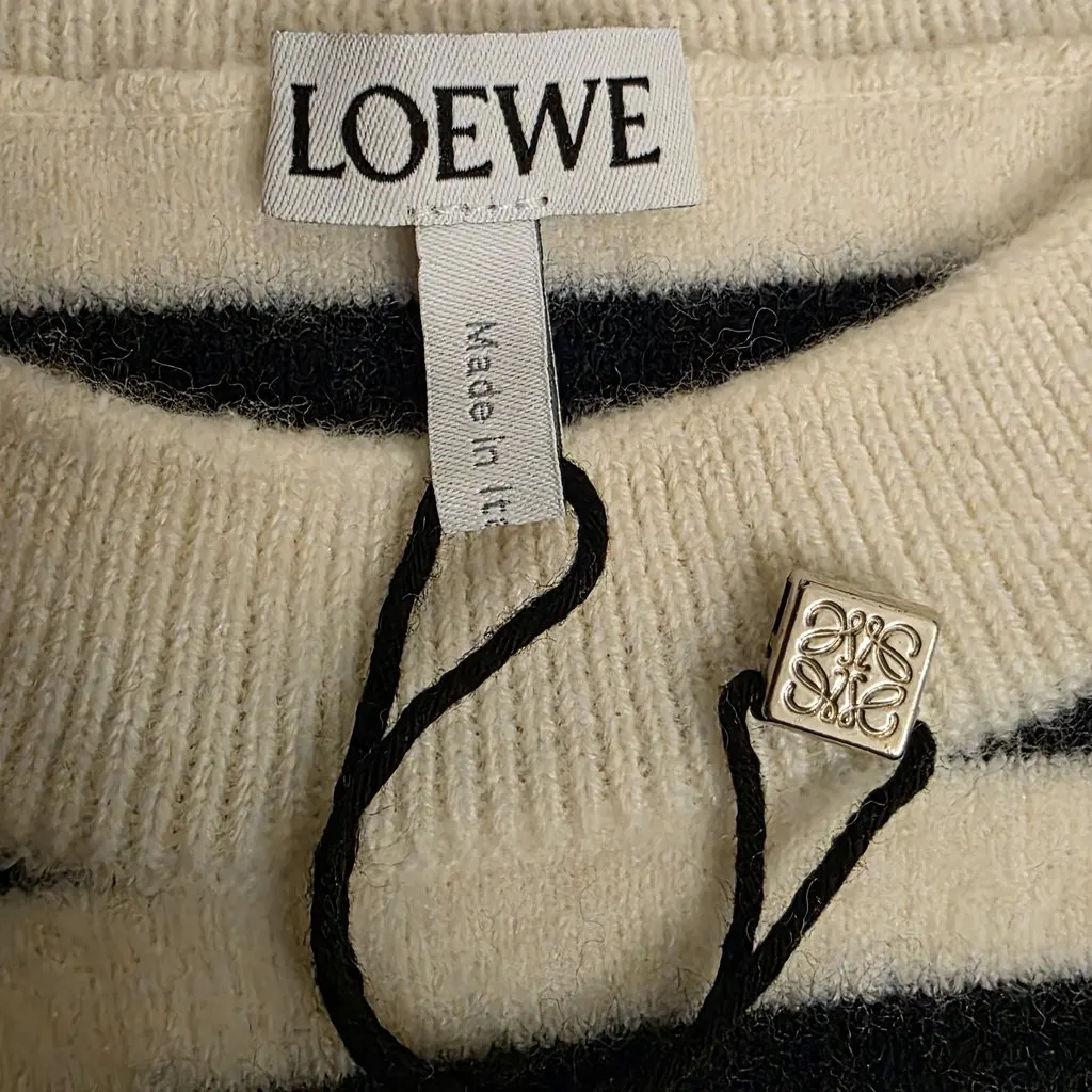Loewe LOEWE Anagram Striped Cropped Wool Sweater - Size M White Wool Very good - Inside View