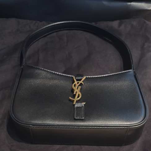 Saint Laurent Le 5 à 7 - 4