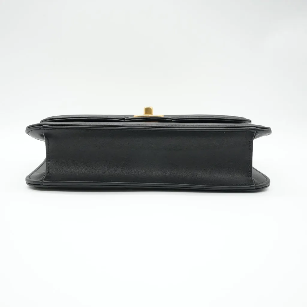 Chanel Small Chocolate Bar Quilt Flap Bag Black Black Leather Very good - Inside View