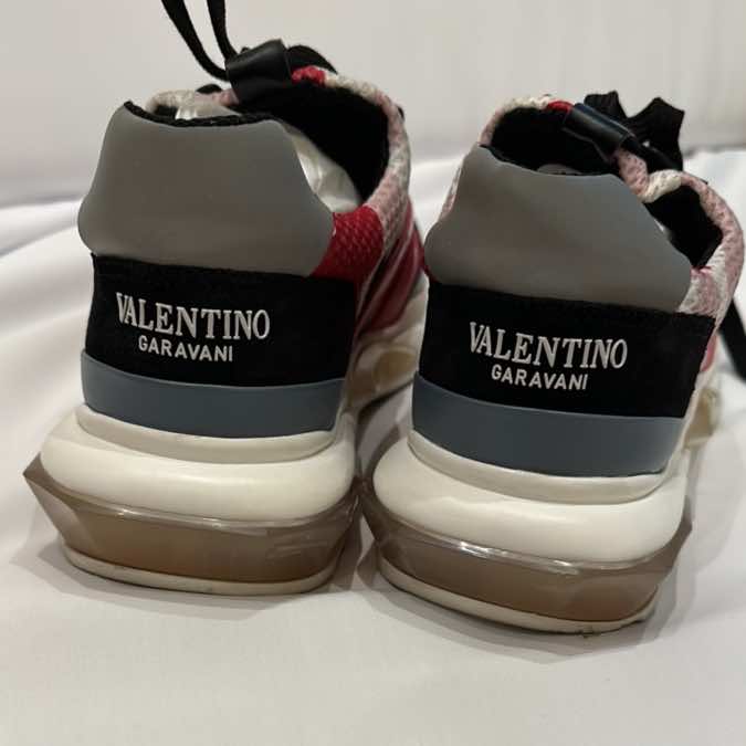 Valentino Garavani Bounce - Back view