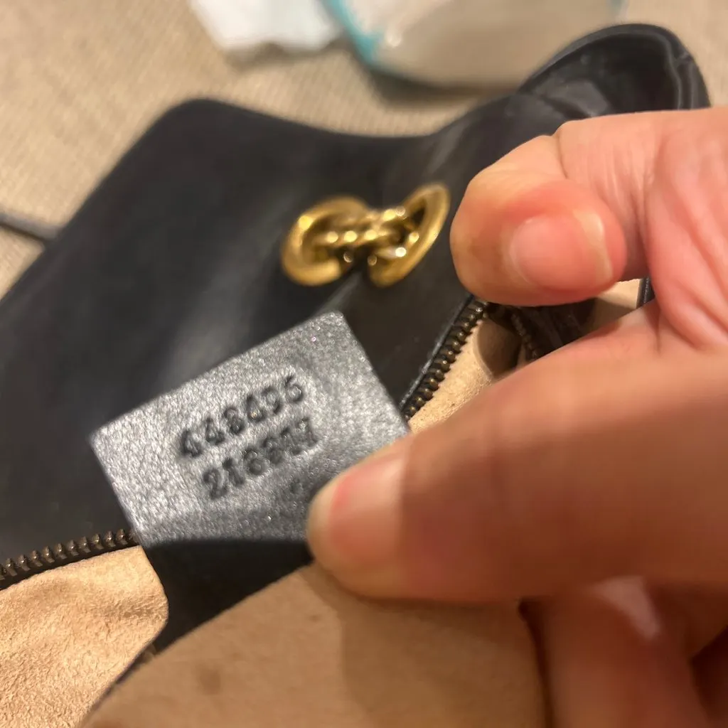 Gucci Marmont Black Leather Very good - Box View