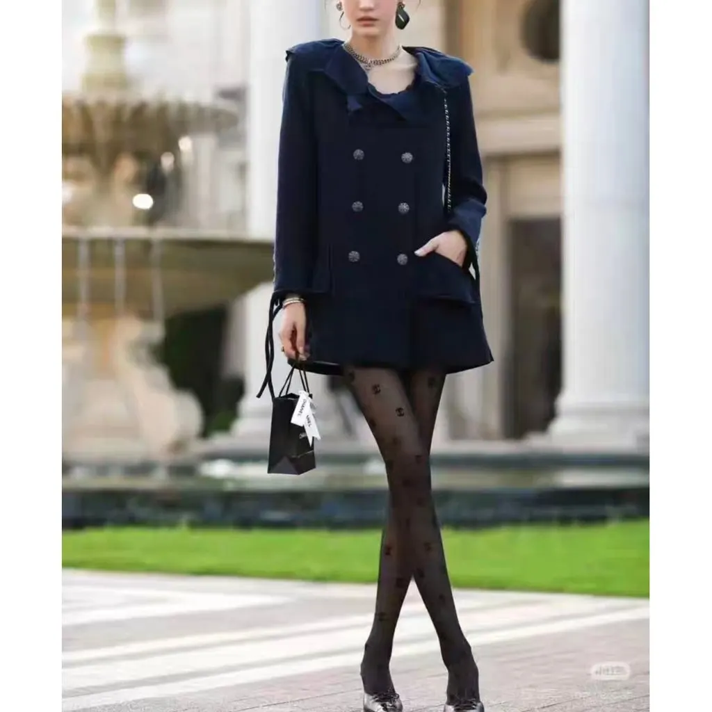 Chanel Navy Wool Coat Navy Wool Very good - Box View