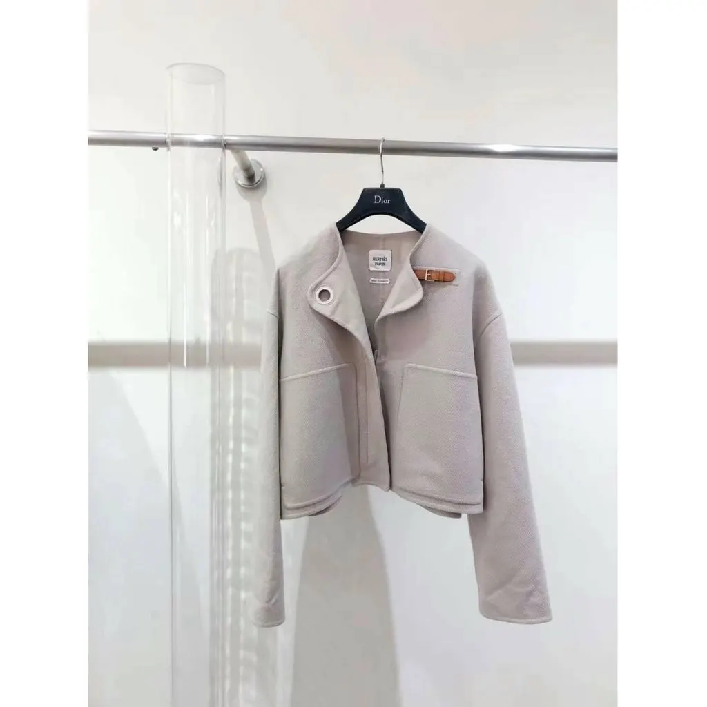 Hermes Beige Cashmere Coat Beige Cashmere Very good - Back View