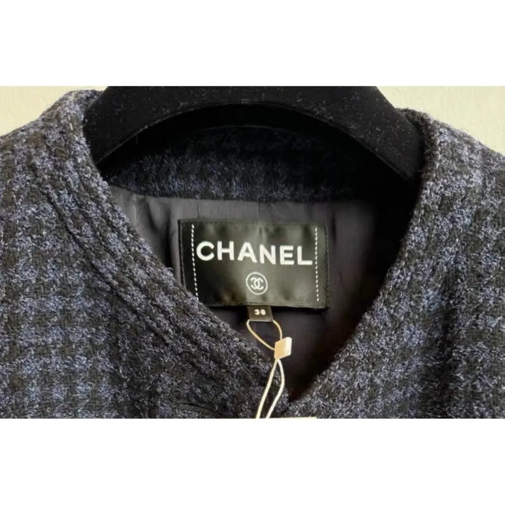 Chanel La Petite Veste Noire Wool Jacket MultiColor Wool Very good - Inside View