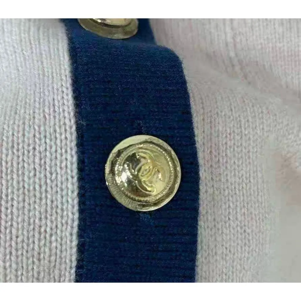 Chanel Cashmere Knitwear MultiColor Cashmere Very good - Box View
