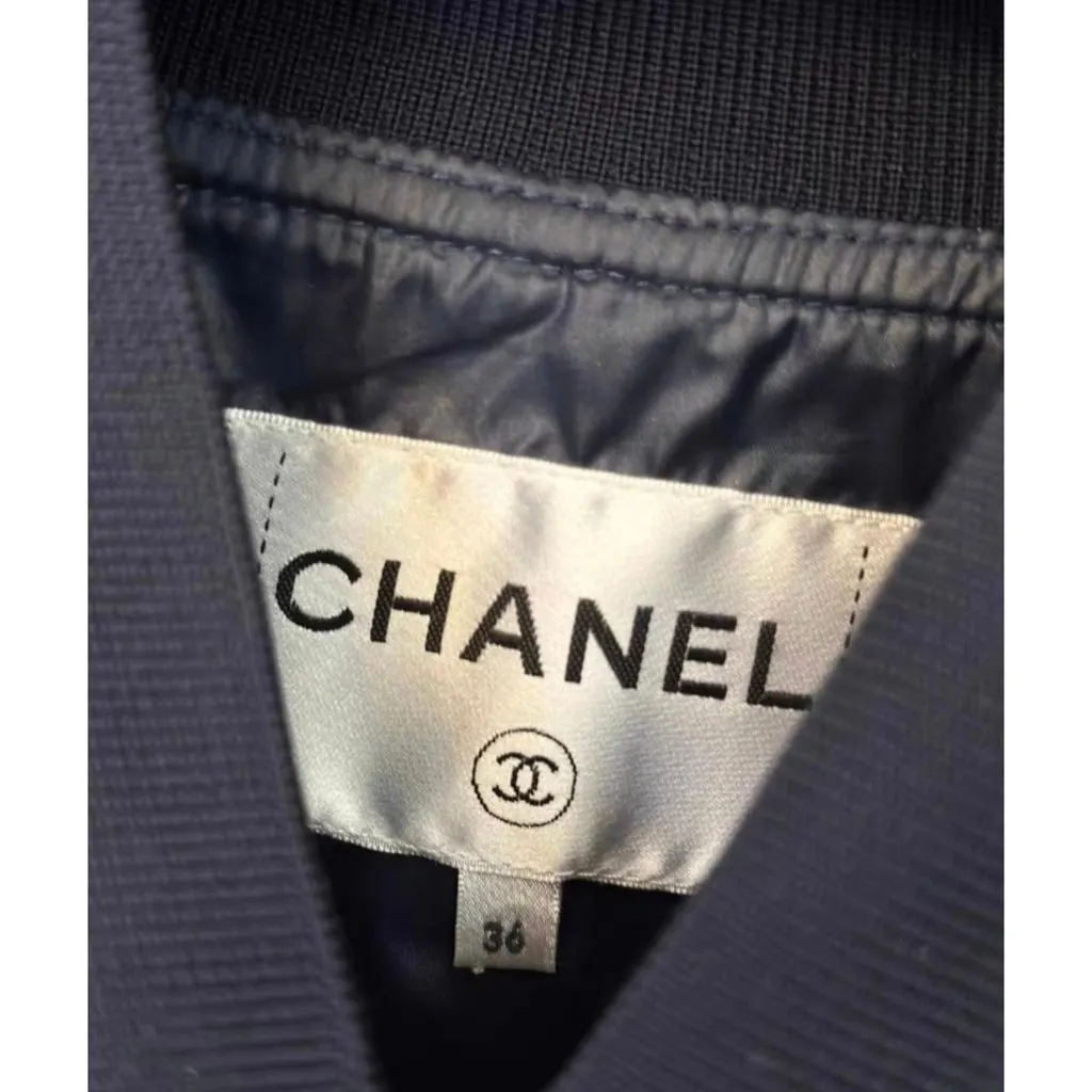 Chanel Silver Leather Jacket Silver Leather Very good - Inside View