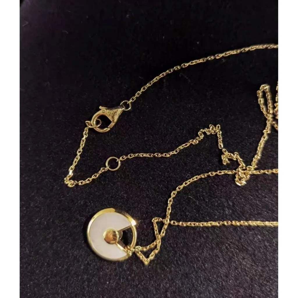 Cartier Amulette Necklace MultiColor Lace Very good - Model View