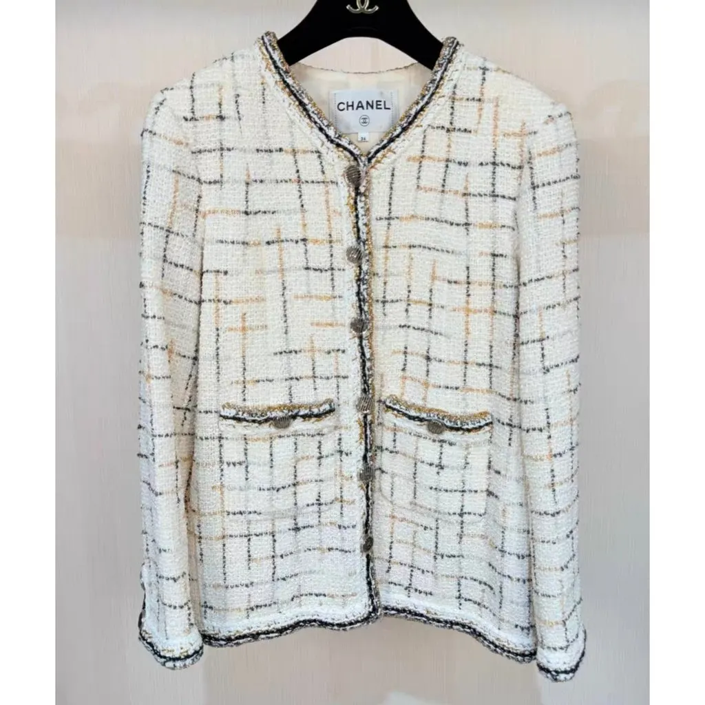 Chanel La Petite Veste Noire Tweed Jacket MultiColor Tweed Very good - Back View