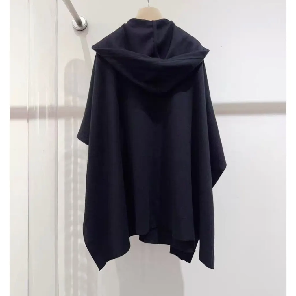 Louis Vuitton Black Cashmere Knitwear Black Cashmere Never worn, with tag - Back View