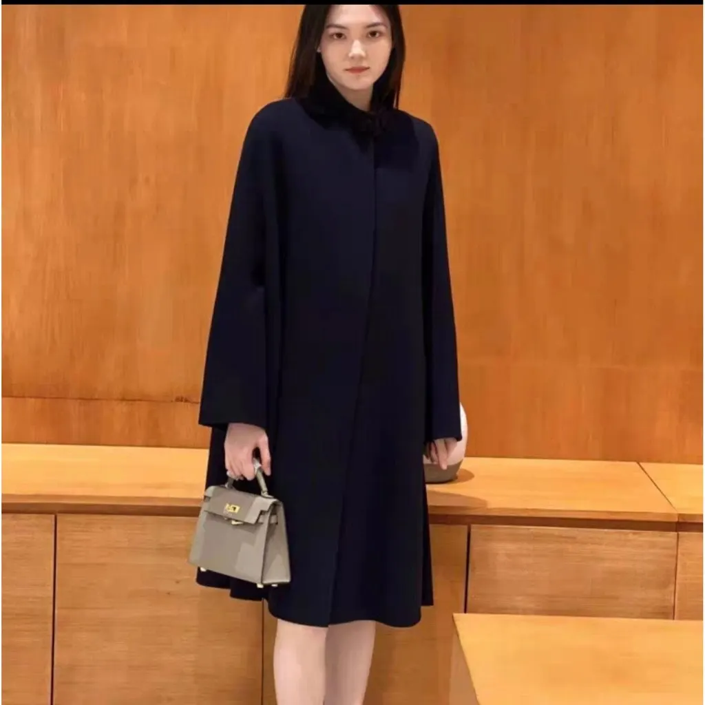 Dior Navy Wool Coat Navy Wool Very good - Inside View