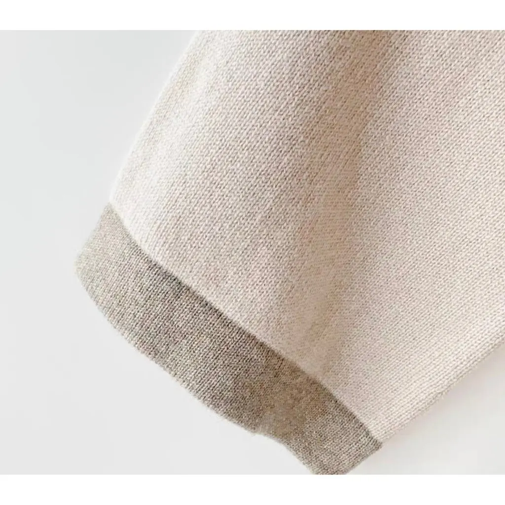 Chanel Cashmere Knitwear MultiColor Cashmere Very good - Model View
