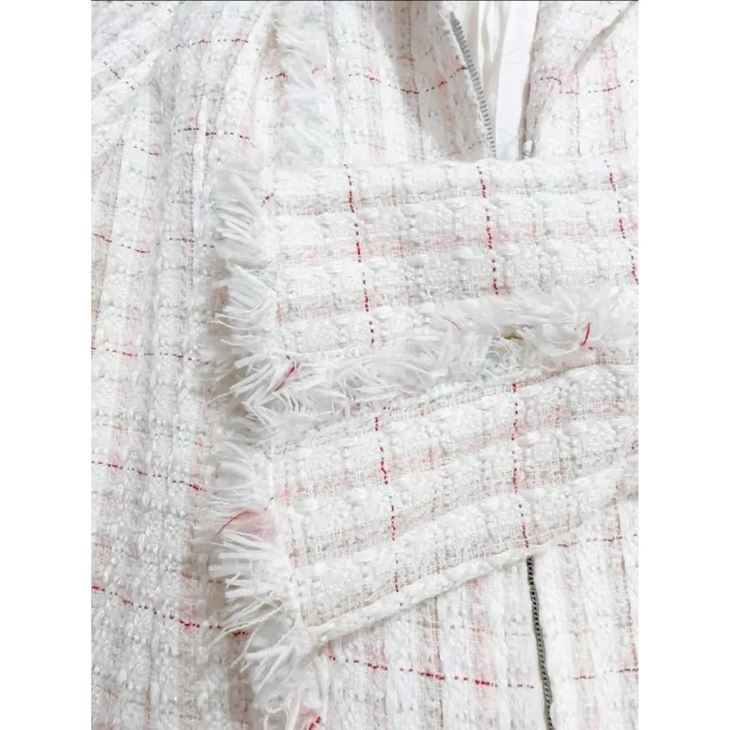 Chanel La Petite Veste Noire Wool Jacket MultiColor Wool Very good - Model View