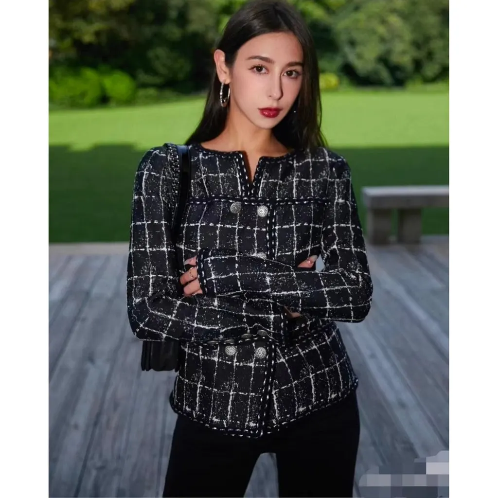 Chanel La Petite Veste Noire Black Tweed Jacket Black Tweed Very good - Box View
