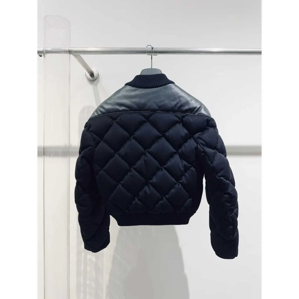 Hermes Black Cashmere Coat Black Cashmere Never worn, with tag - Model View