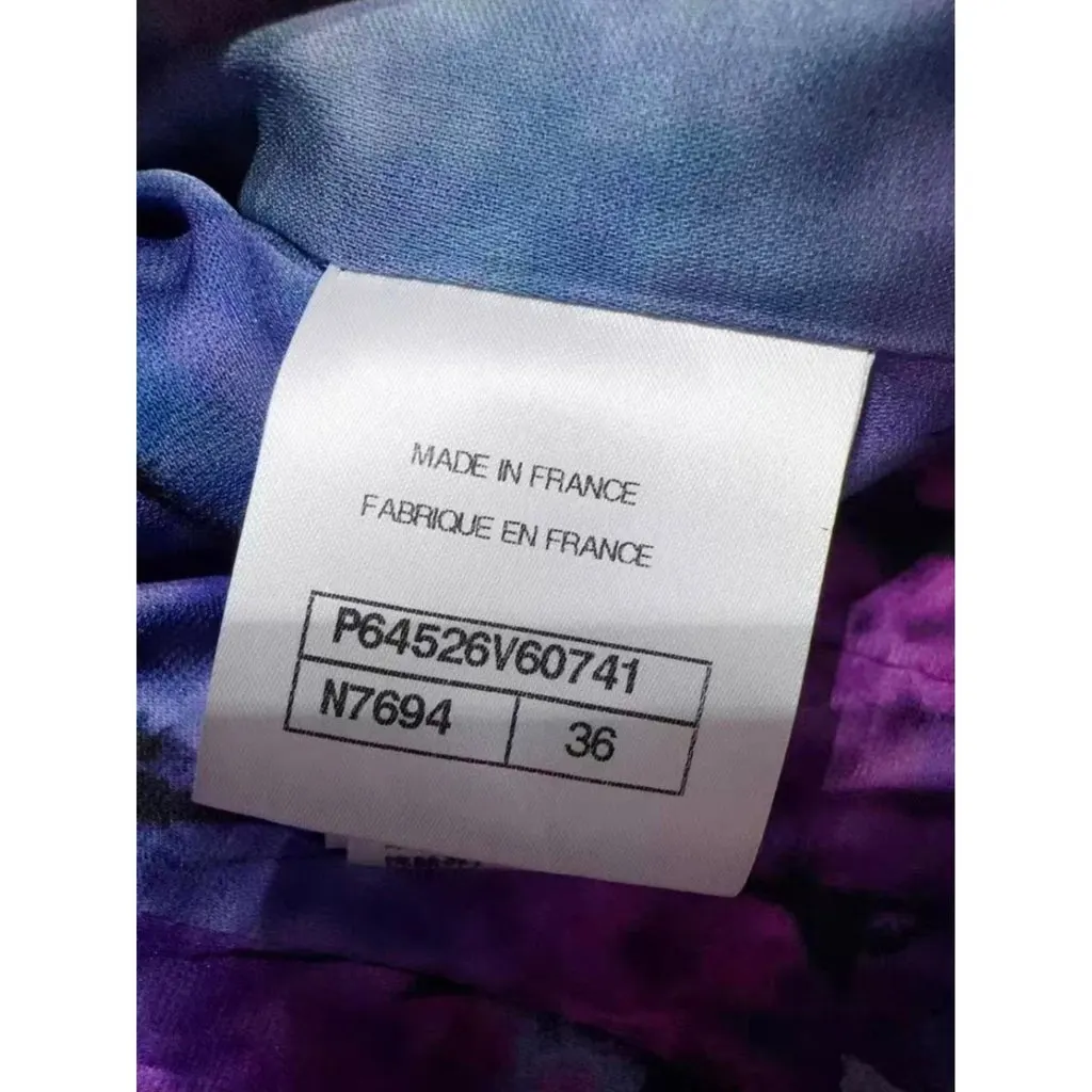 Chanel La Petite Veste Noire Wool Jacket MultiColor Wool Very good - Model View