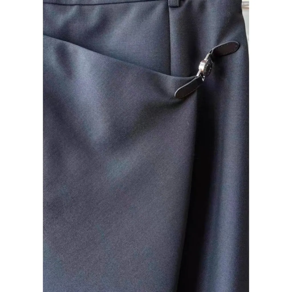 Hermes Black Wool Skirt Black Wool Never worn, with tag - Inside View