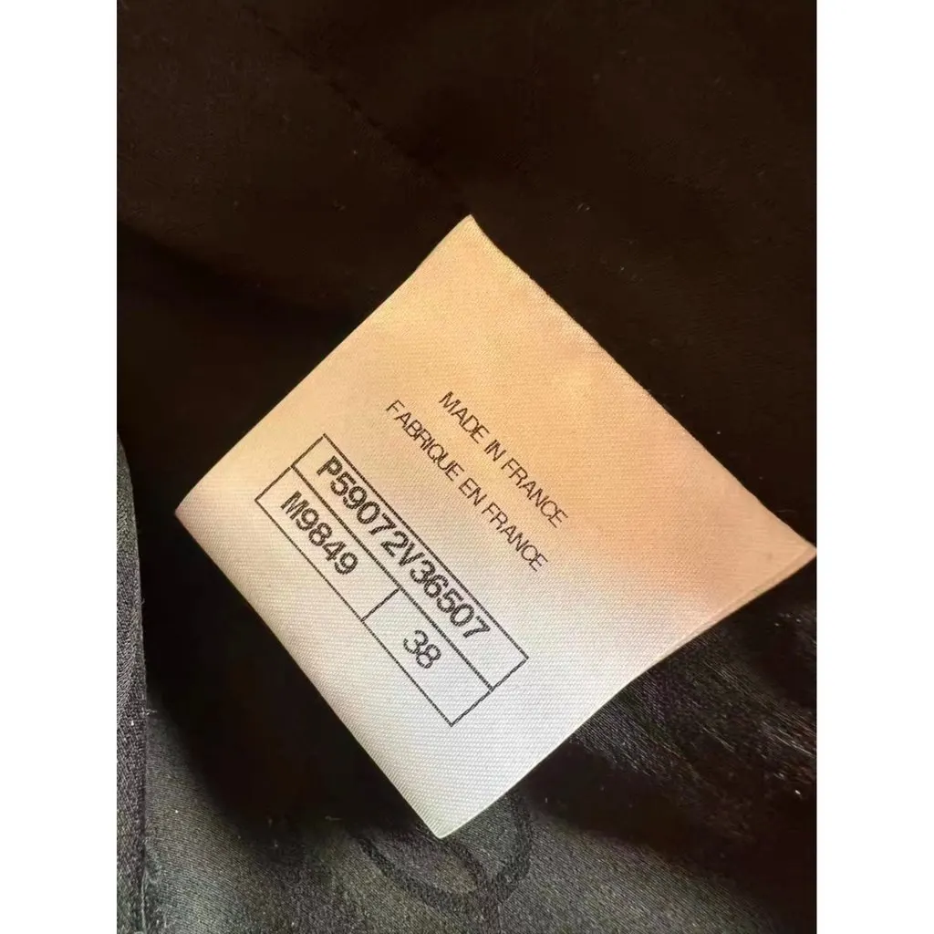 Chanel La Petite Veste Noire Wool Jacket MultiColor Wool Very good - Model View