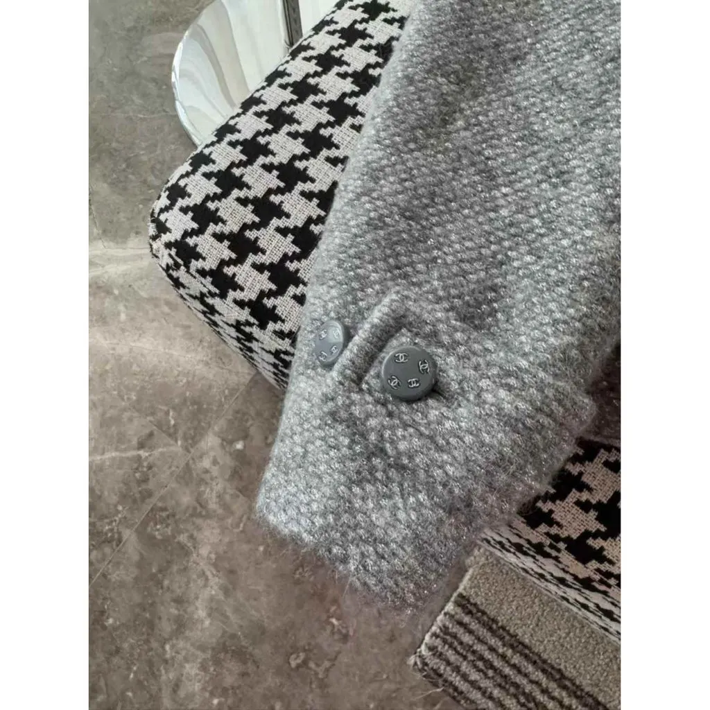 Chanel Grey Wool Leather Jacket Grey Wool Never worn, with tag - Inside View