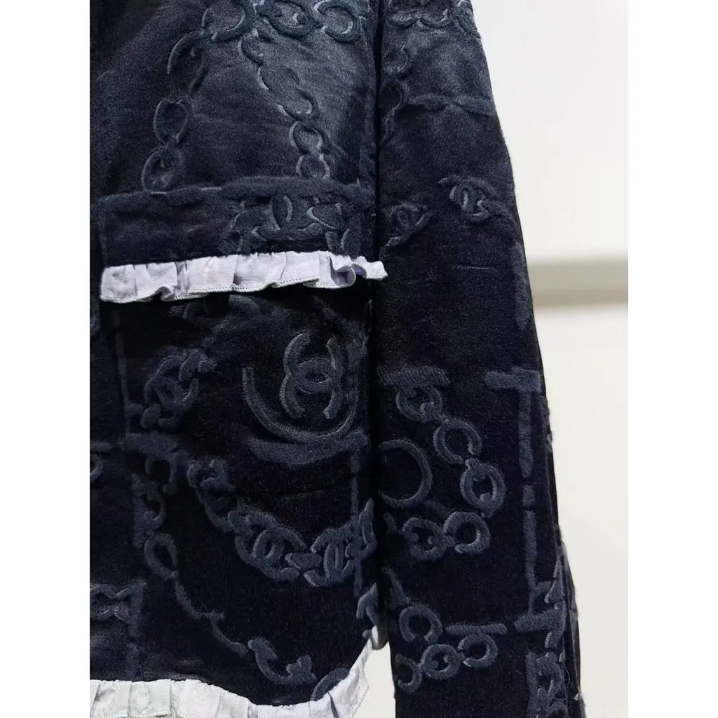 Chanel La Petite Veste Noire Black Silk Jacket Black Silk Very good - Box View