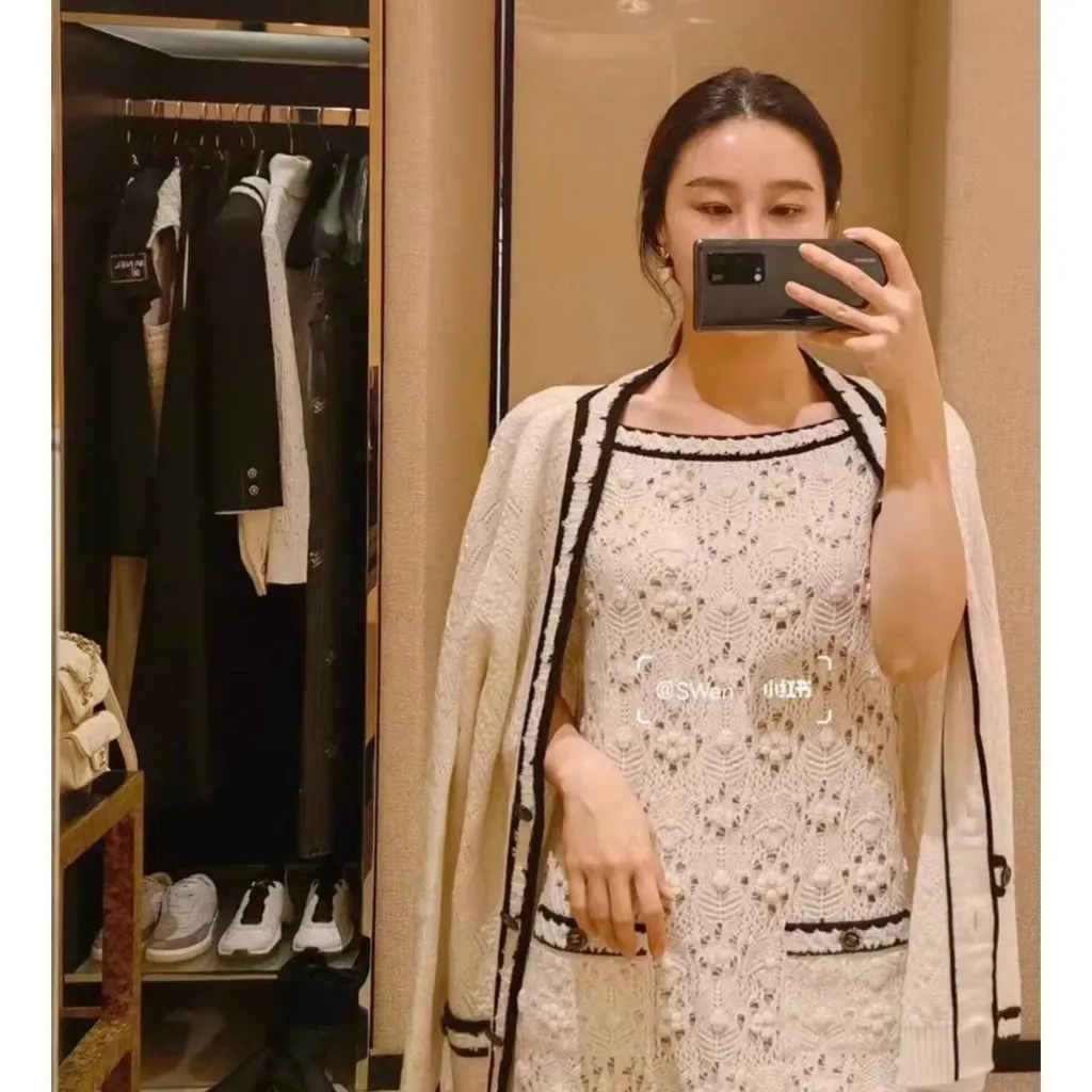 Chanel Cashmere Dress MultiColor Cashmere Very good - Model View