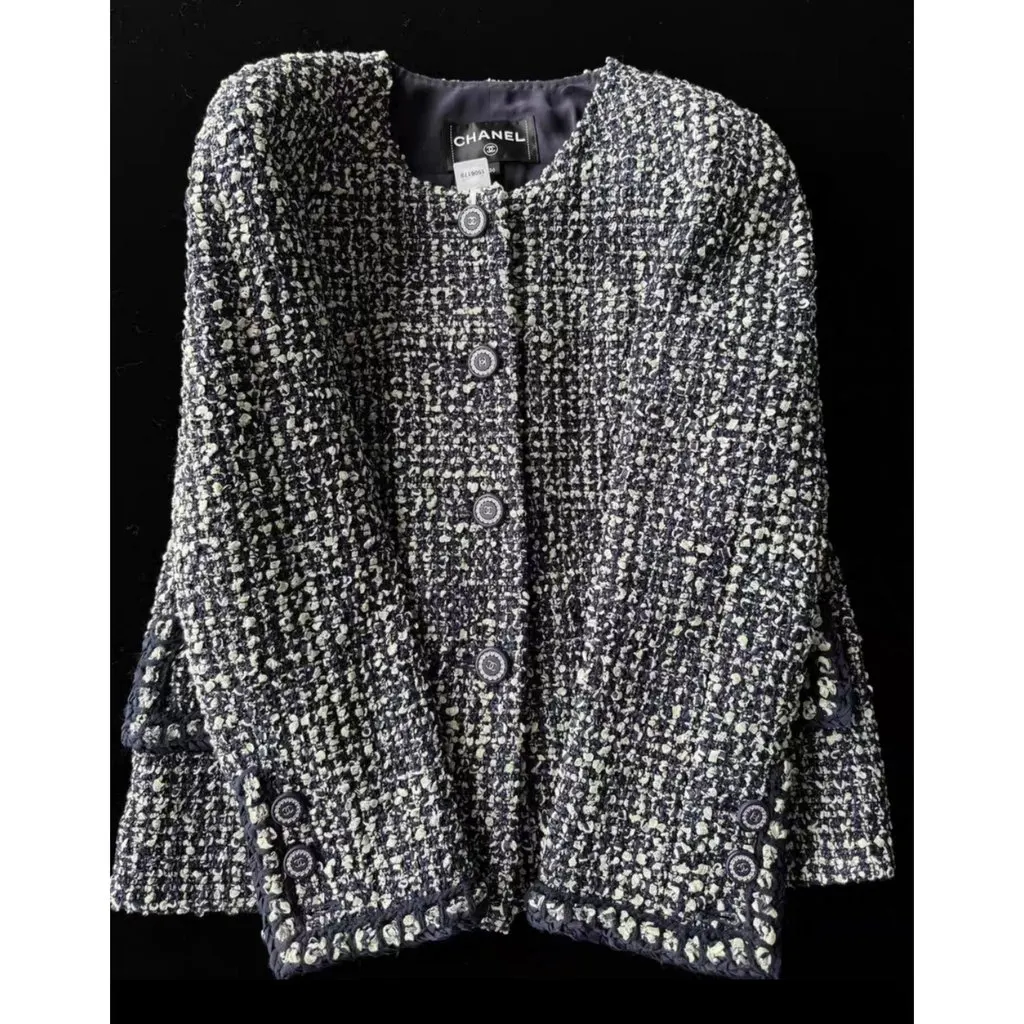 Chanel La Petite Veste Noire Tweed Jacket MultiColor Tweed Very good - Back View