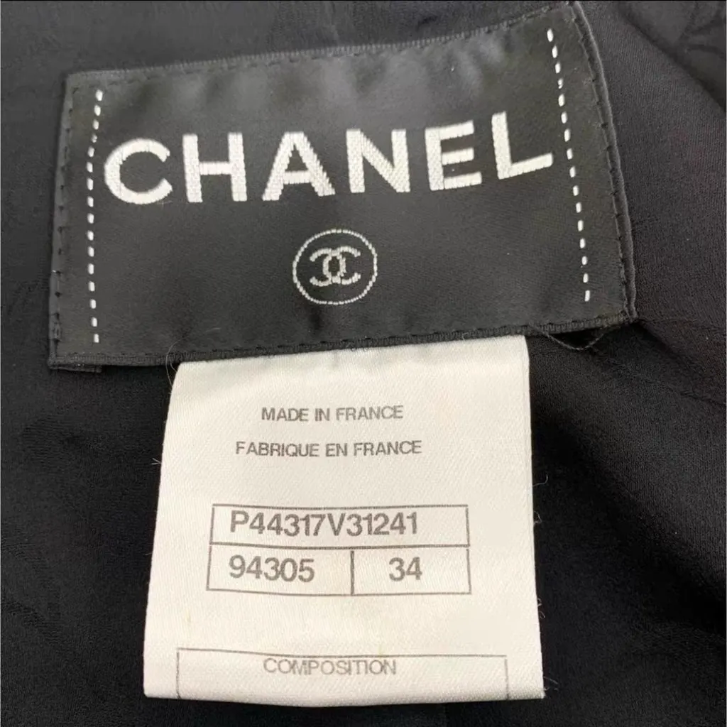 Chanel La Petite Veste Noire Wool Jacket MultiColor Wool Very good - Box View