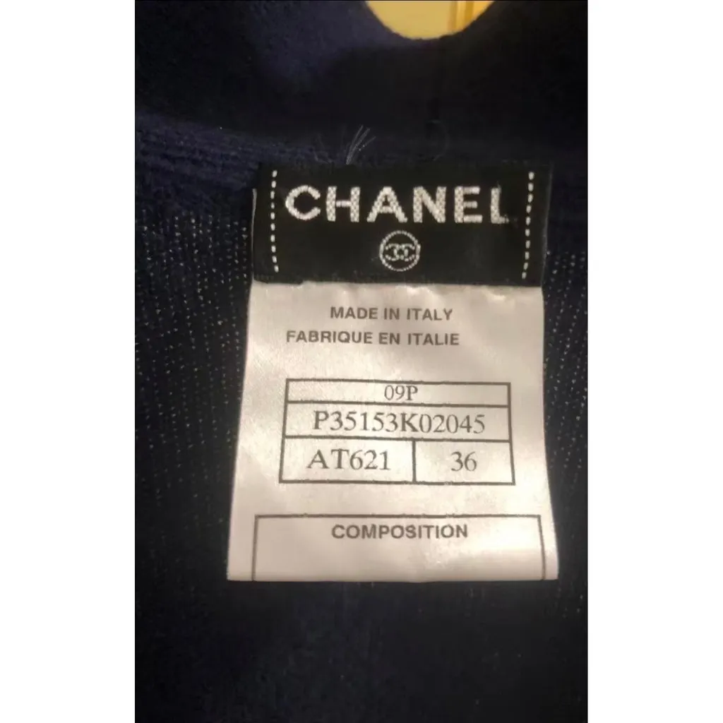 Chanel Navy Cashmere Knitwear Navy Cashmere Very good - Box View