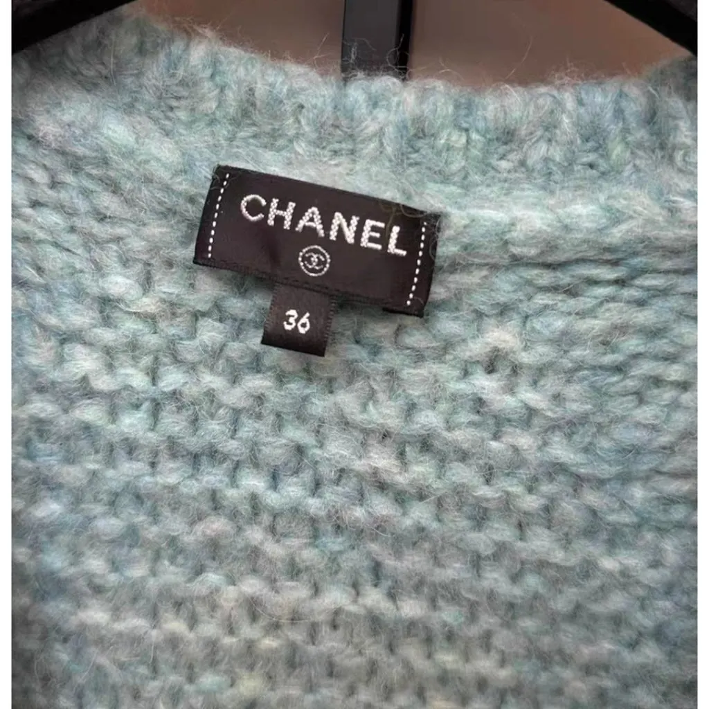 Chanel Wool Knitwear MultiColor Wool Very good - Box View
