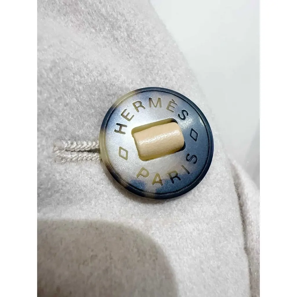 Hermes Cashmere Coat MultiColor Cashmere Very good - Model View