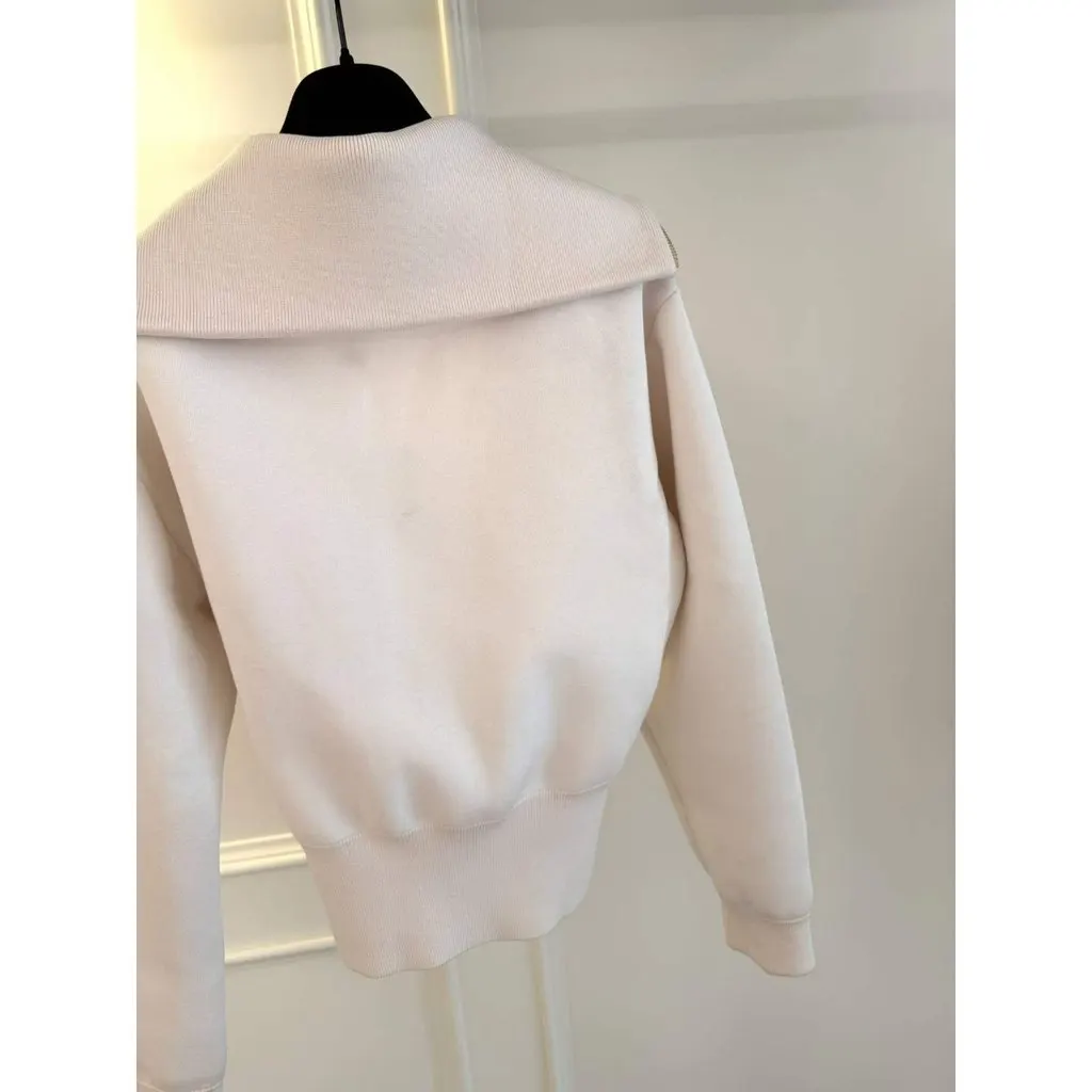 Louis Vuitton Silk Knitwear MultiColor Silk Never worn, with tag - Model View