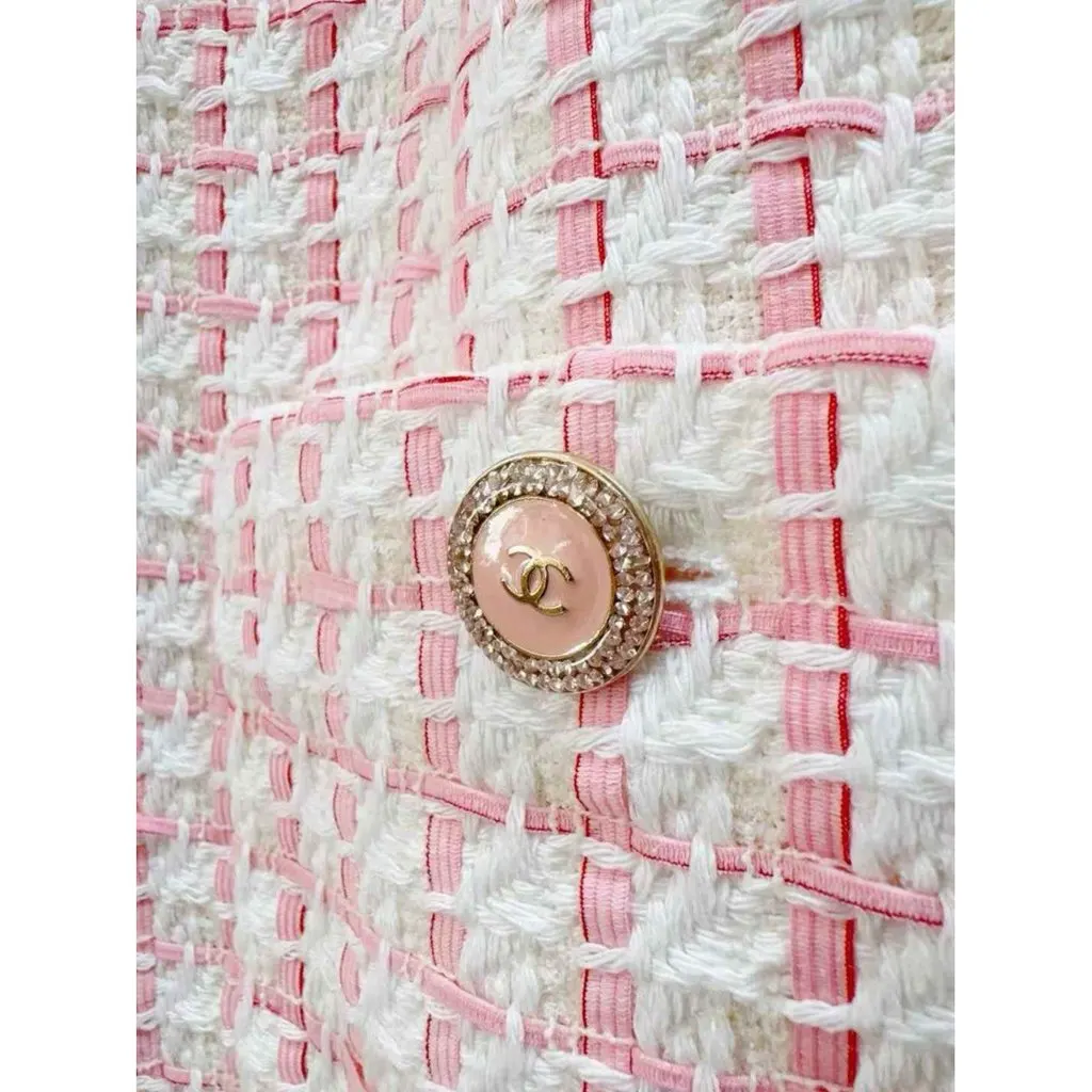 Chanel La Petite Veste Noire Pink Tweed Jacket Pink Tweed Very good - Inside View