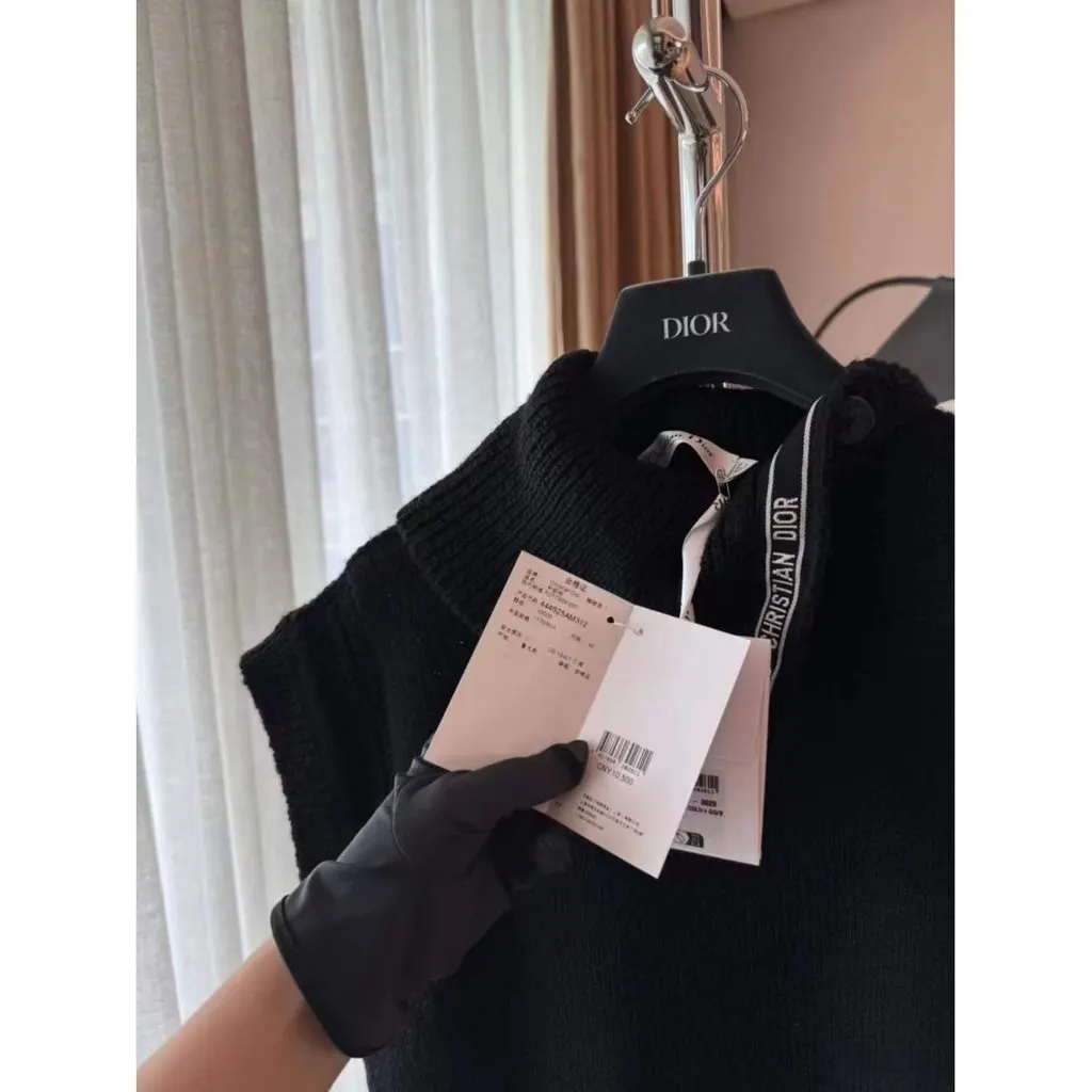 Dior Black Wool Knitwear Black Wool Never worn, with tag - Back View