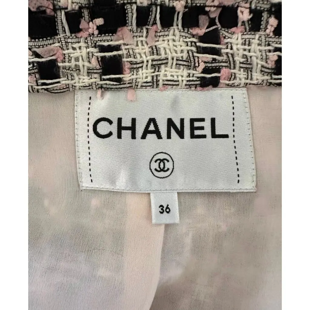Chanel La Petite Veste Noire Polyester Jacket MultiColor Polyester Very good - Box View