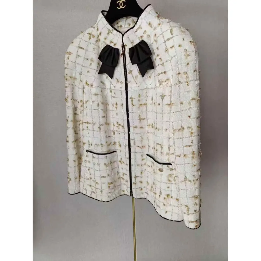 Chanel La Petite Veste Noire Tweed Jacket MultiColor Tweed Very good - Back View