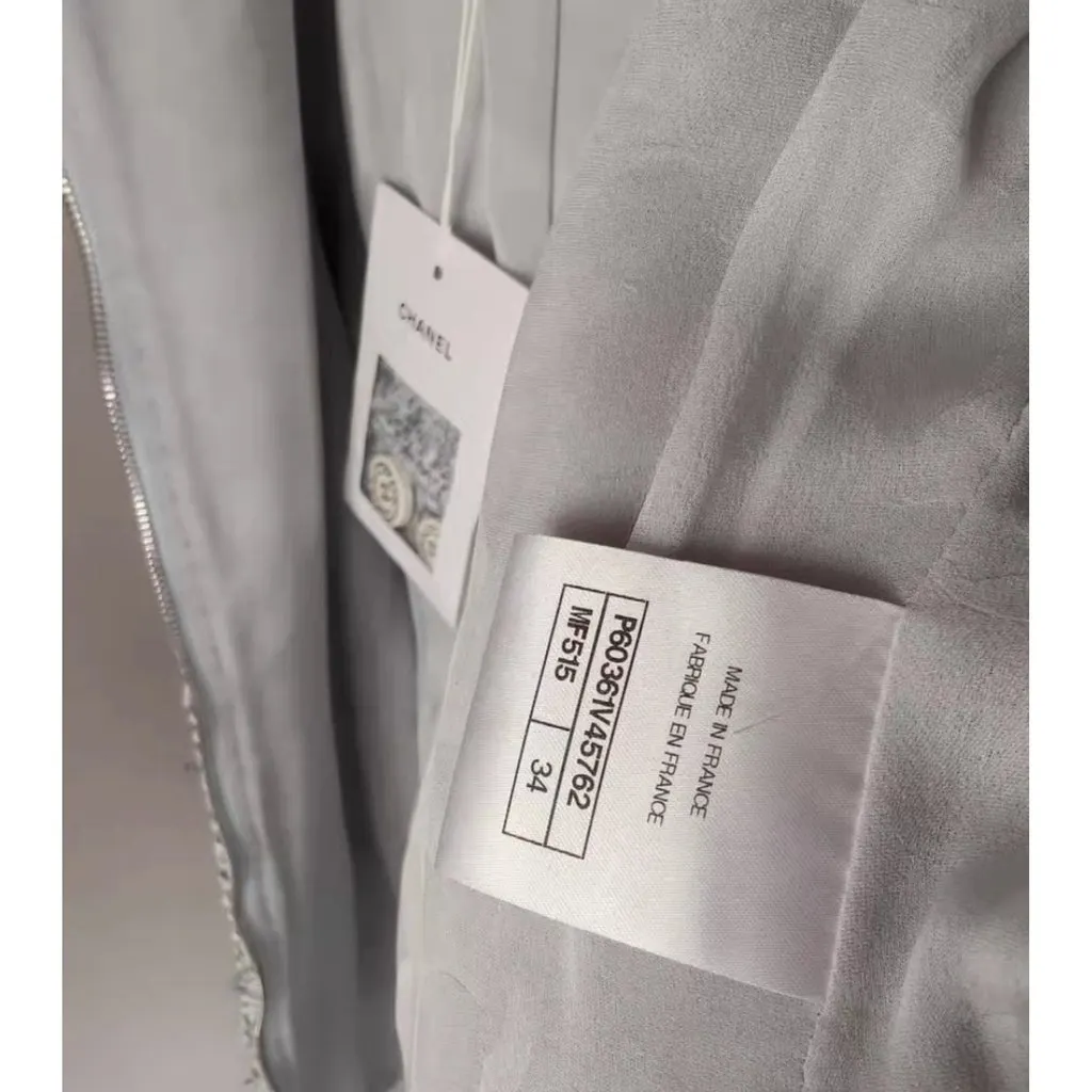 Chanel Tweed Coat MultiColor Tweed Never worn, with tag - Inside View