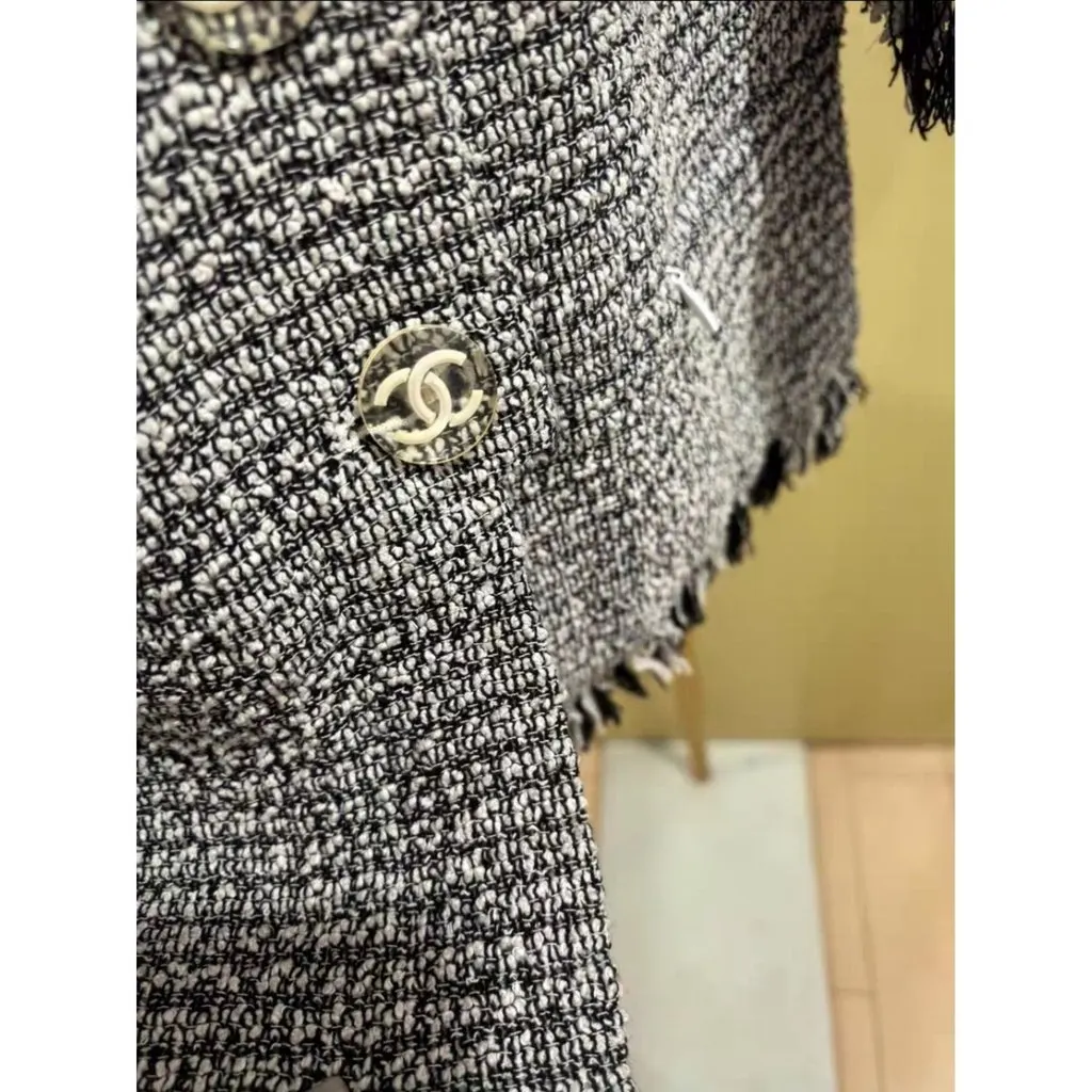 Chanel La Petite Veste Noire Cotton Jacket MultiColor Cotton Very good - Back View